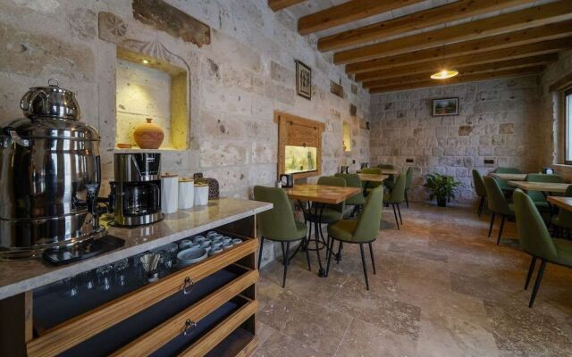 Escape Cave Suites