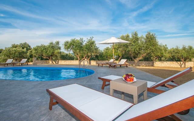Ariadni di Olivio Villa