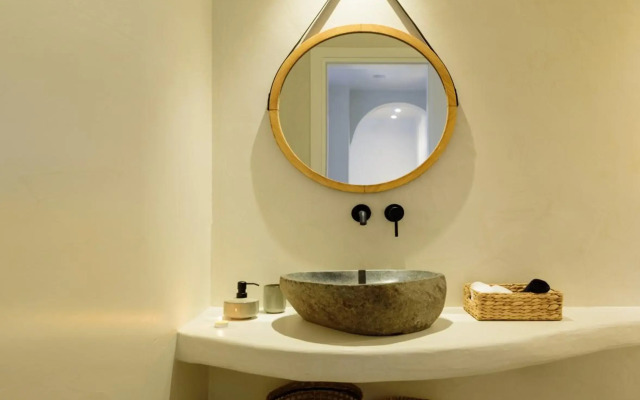 Terra Blanca Suites