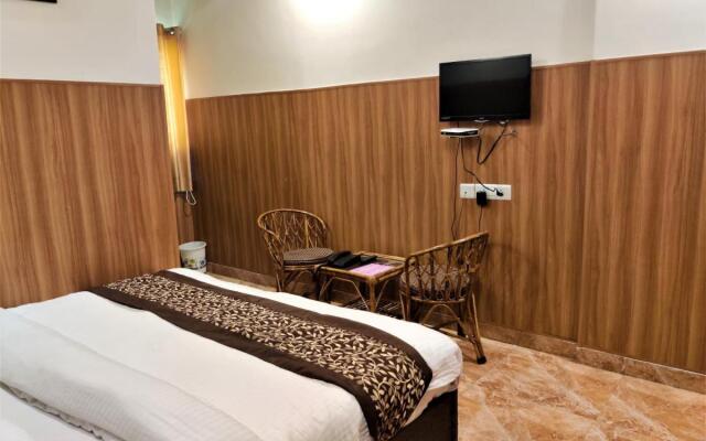 Bhagirathi Hotel in Tapovan By PerfectStyaz