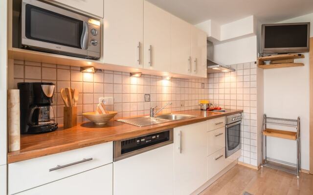Welcoming Apartment in Ramsau im Zillertal near Ski Area