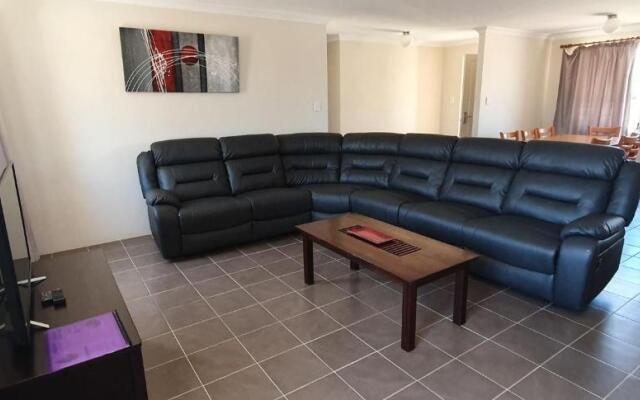 Pinjarra Caravan Park and Cabins