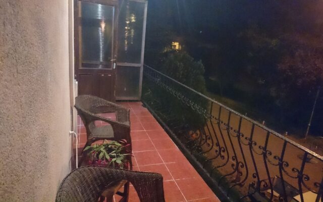 Kumbaz Apartment