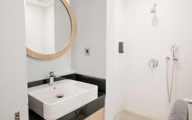 RedDoorz Premium near CBD Puri Indah