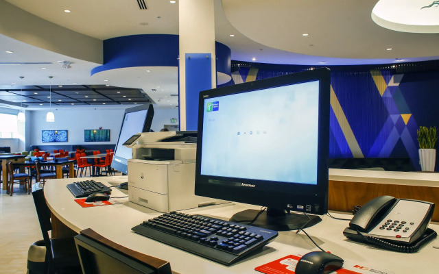 Holiday Inn Express & Suites Louisville Downtown by IHG