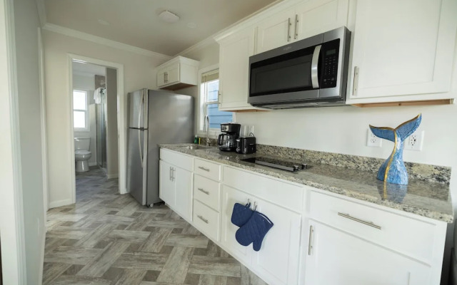 Blufin Bungalows & Marina