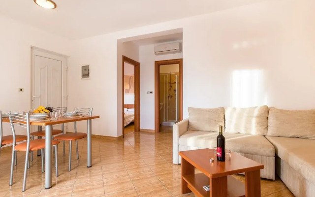 Modern Apartment in Vodnjan With Swimming Pool