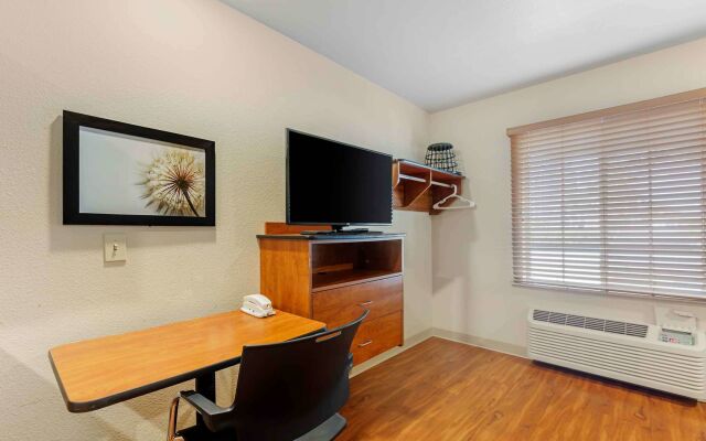 Extended Stay America Select Suites - Cincinnati - Florence - Airport