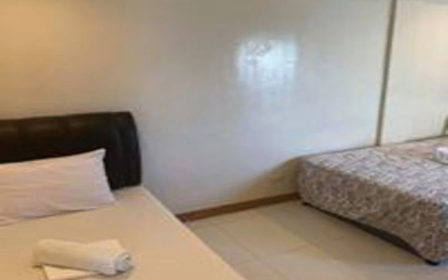 Planet G Hotel