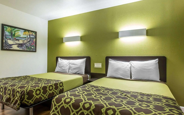 Rodeway Inn Downtown Hanford