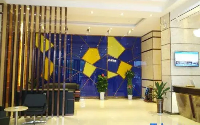 Wodun Platinum Hotel (Qinzhou East Railway Station Niannianfeng Plaza)