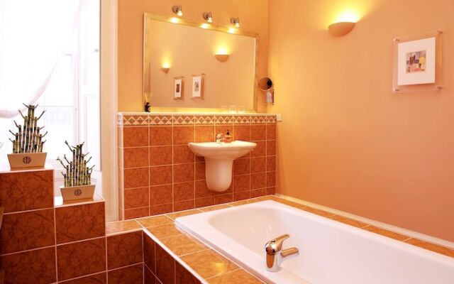 Luxury Central Old Town Suite Edinburgh
