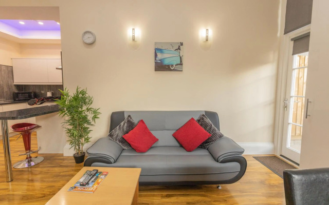 New 3-Bedroom Apartment Close to City Centre