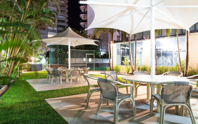 Seacrest Beachfront Holiday Apartments