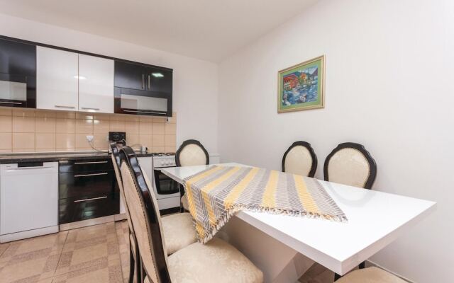 Awesome Home in Pakostane With 4 Bedrooms, Wifi and Outdoor Swimming Pool