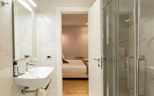 Floris Hotel