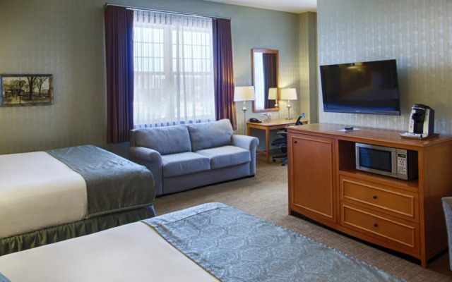 Canton Harvester Inn