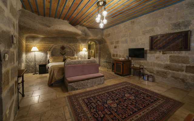 Tekkaya Cave Hotel