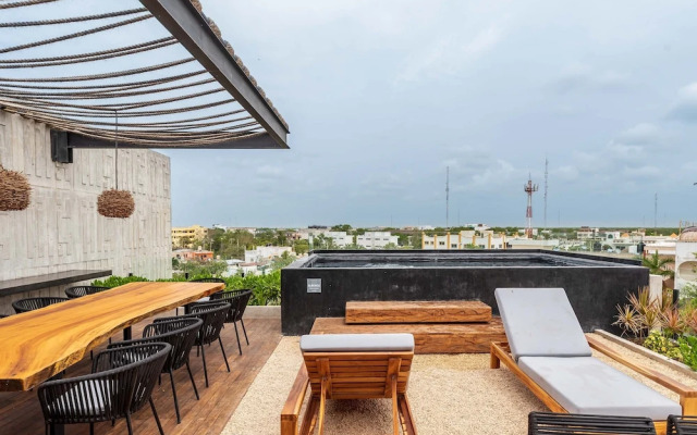 Penthouse With Balcony by Iik Tulum