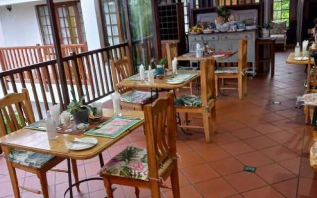 Woodleigh Guest Lodge