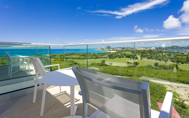Sonesta Maho Beach All Inclusive Resort Casino & Spa