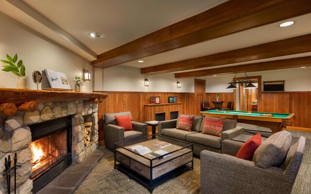 Fairmont Jasper Park Lodge