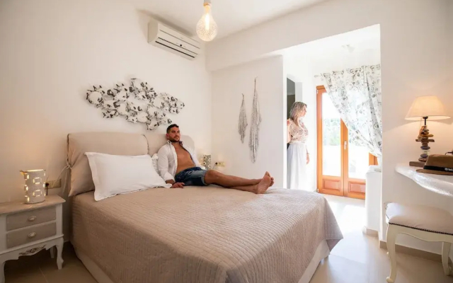 Alyko Villas