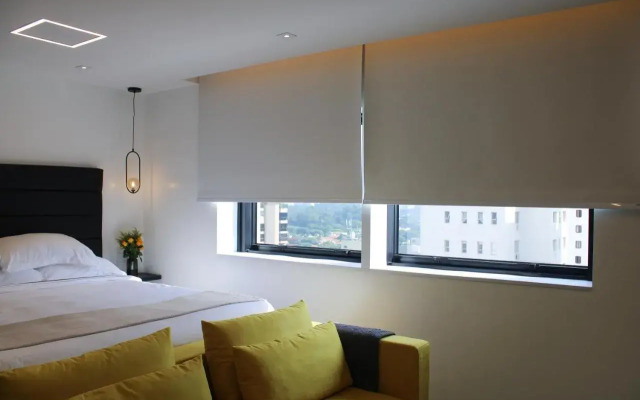 Sampa House
