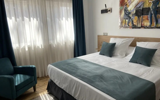 Hotel El Chaparral Holidays