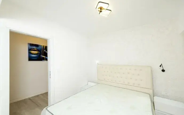 Fusion Tower Apart Hotel