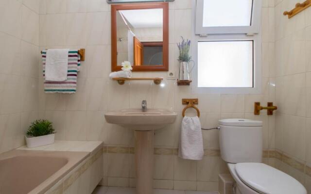 Erisa 25 by IVI Real Estate