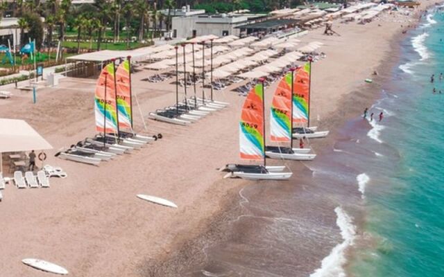 Paloma Orenda - All inclusive
