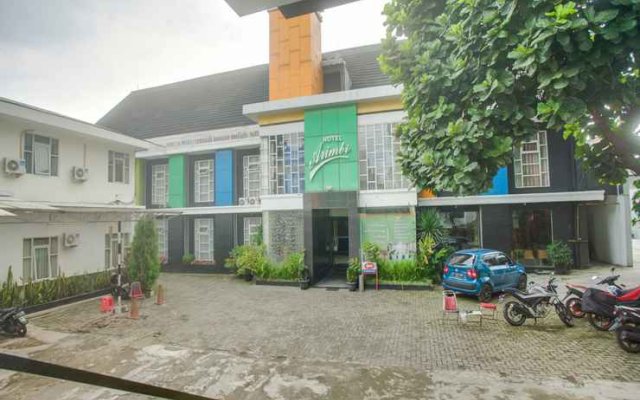 Capital O 3270 Hotel Arimbi Baru Dewi Sartika