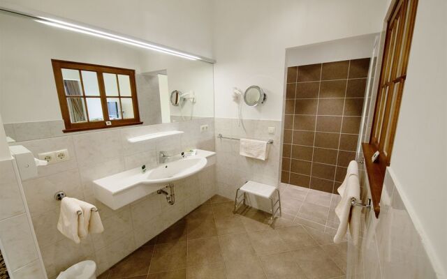 Gartenhotel & Weingut Pfeffel Dürnstein