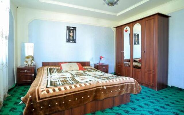 Mamanti House