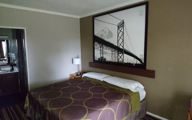 Burton Inn & Suites