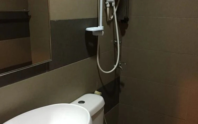 OYO 90019 Homestay Muar