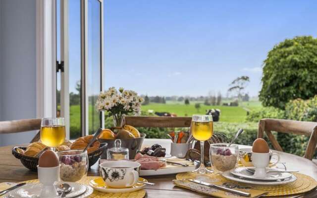 ArtHouse Bed & Breakfast