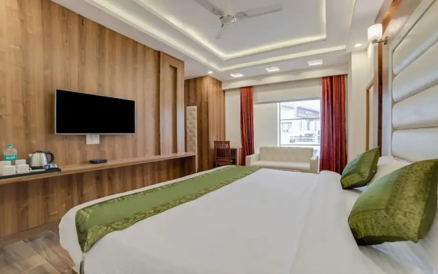 Treebo G K Residency Near Dehradun Railway Station