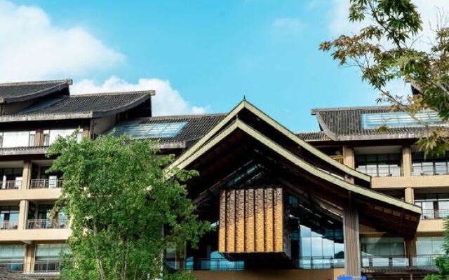 Hotels in Yuquan Bay