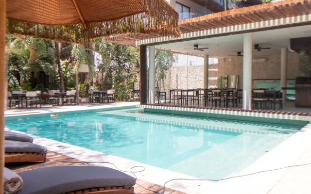 Prana Boutique Hotel