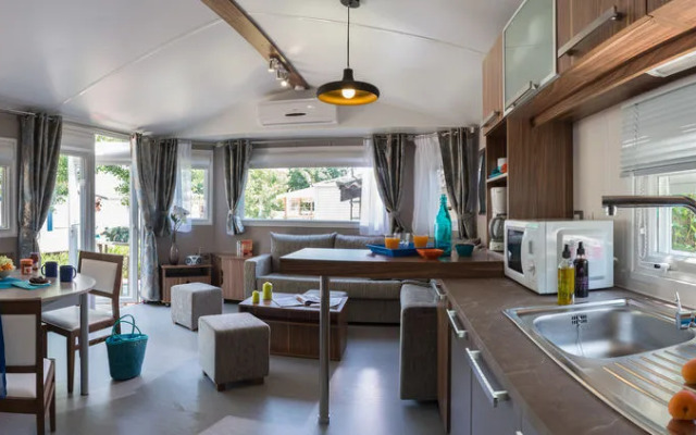 Boost Locamobil 17 Bonne Anse Plage