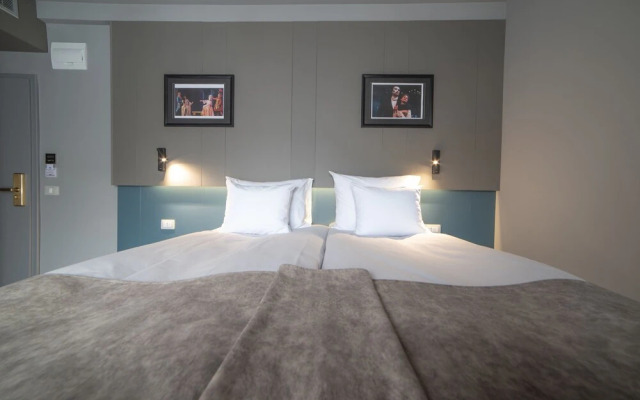 Hotel Opera