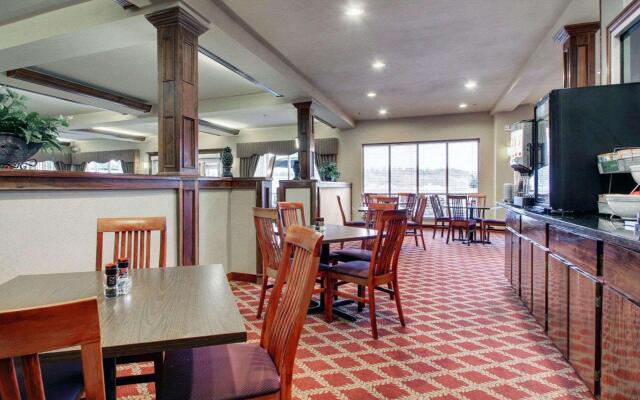 Clarion Suites