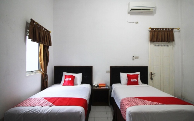 Wisma Zahra by OYO Rooms — 2-star hotel in Metro