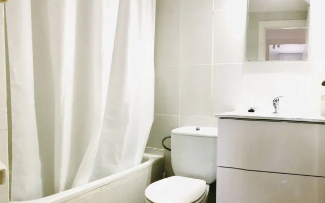 Piso Ideal Para Familias, Al Lado Del Mar