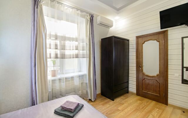 Theatrical Hostel