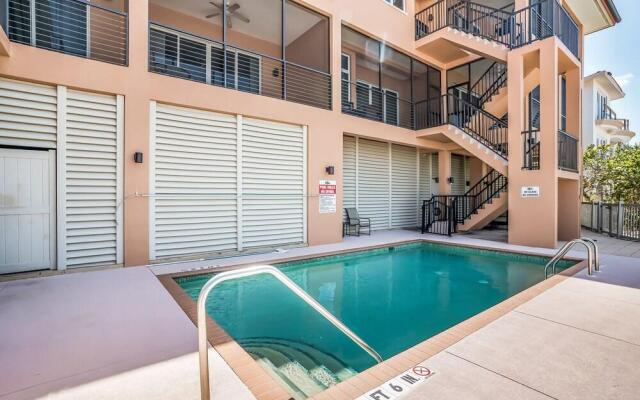 Bradenton Beach Club by RVA