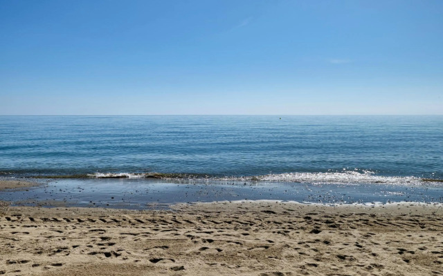 Playa Alicate, 2 Bedroom Beach Apartment