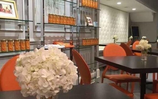 Simply Panache Place